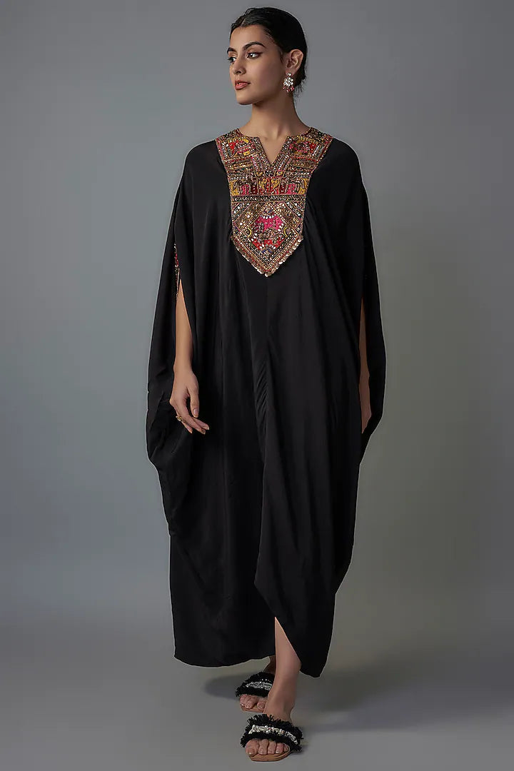 Black Crepe Patch Embroidered Kaftan