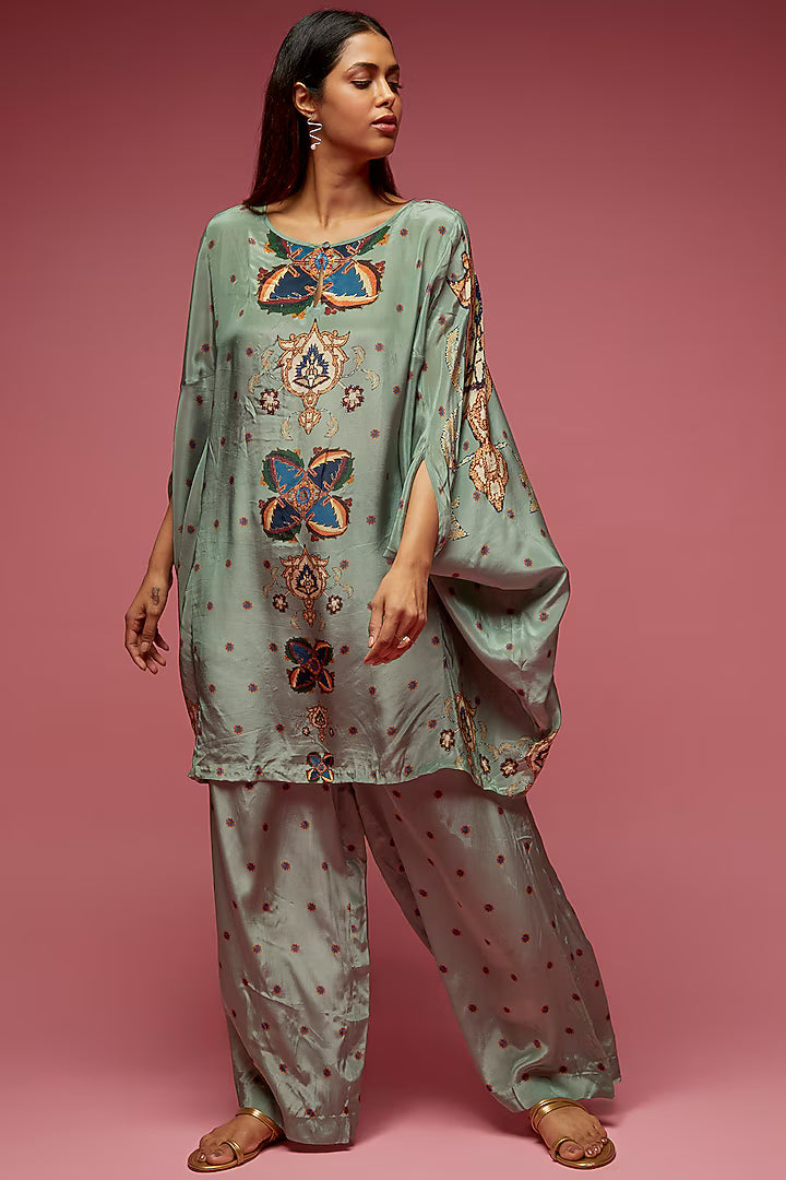 Grey Crepe Kite Kaftan Set